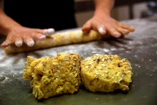 Fabrication Artisanale Biscuits Bello Angeli Chocolatier